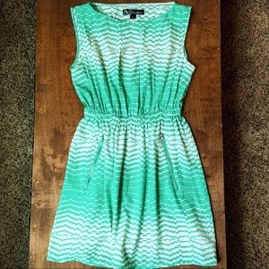 FEATHERS Green Square Design Dress Pockets L